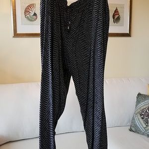 Old Navy tribal print pants